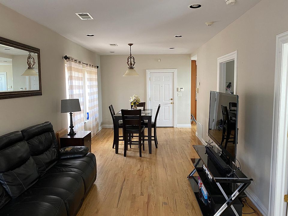 1st image of 2441 N Kildare Ave APT 3F