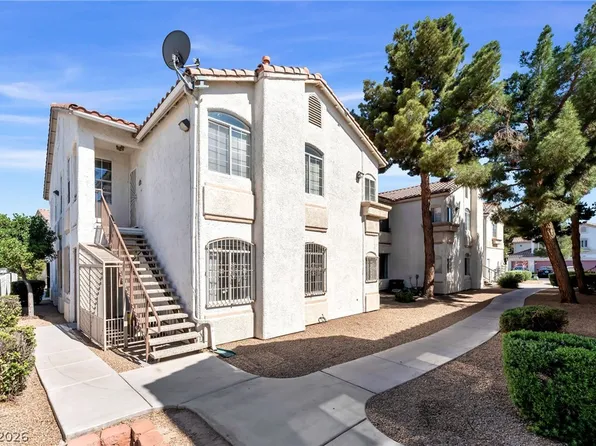1300 S Arlington St APT 227, Las Vegas, NV 89104