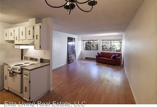2nd image of 11556 Greenwood Ave N APT B2