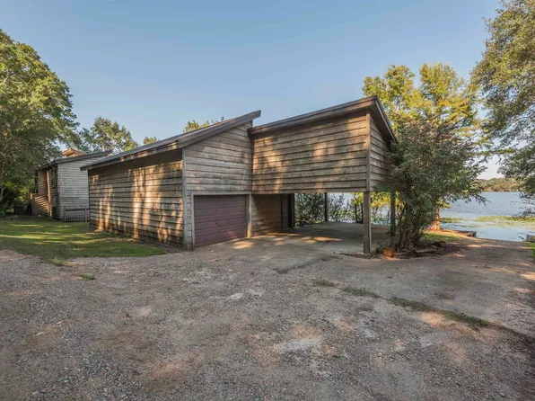 161 Donna Dr, Farmerville, LA 71241