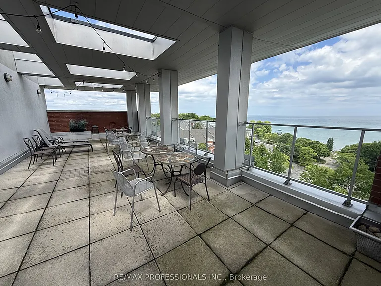 80 Port St E #216 — Photo 23