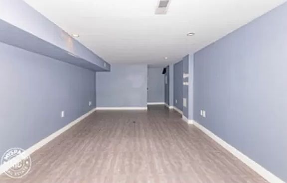 5th image of 291 Onderdonk Ave #1C