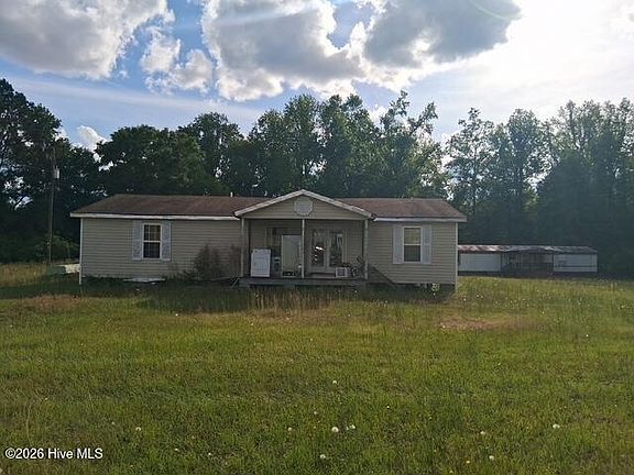 3rd image of 220 Holmes Pond Road