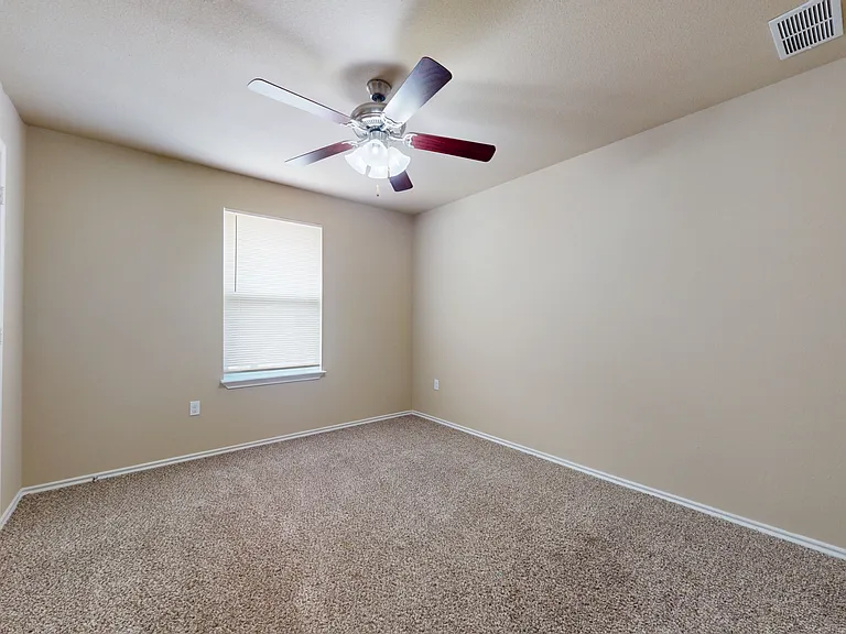 812 Parkplace Rdg — Photo 14