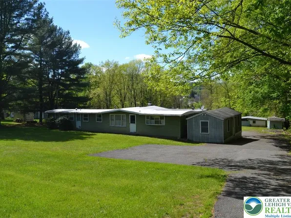 1045 Route 100, Bechtelsville, PA 19505
