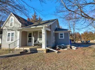 114 W Durst St, Moundridge, KS 67107