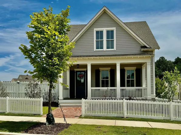 11 Eddy St NW, Huntsville, AL 35806
