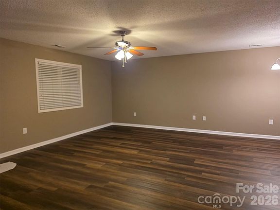 5th image of 505 2nd Street Pl NE APT E2