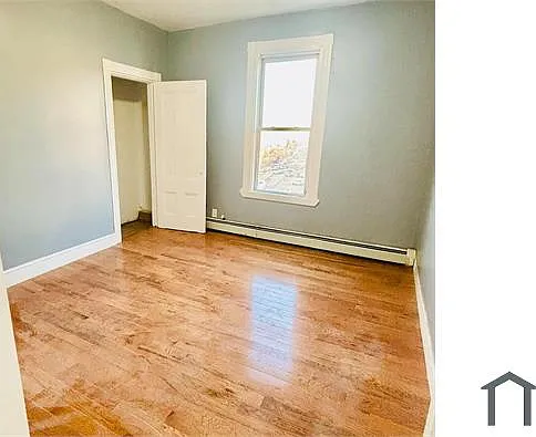 3 bed, 1500 sqft, $3,600 — Photo 2