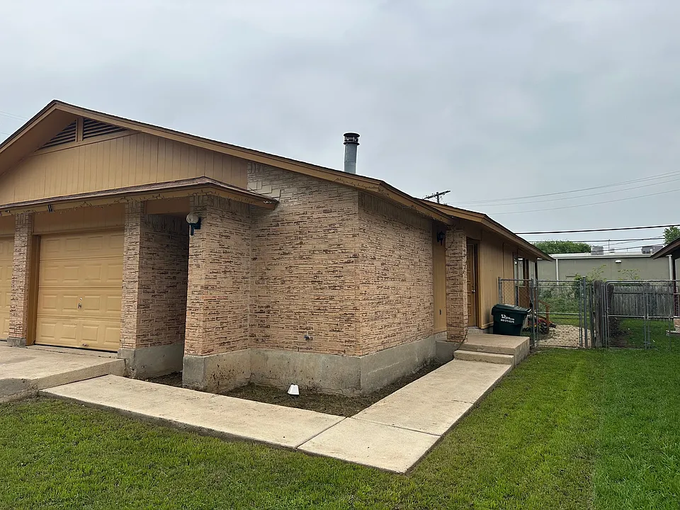 1307 Barbara Dr #B