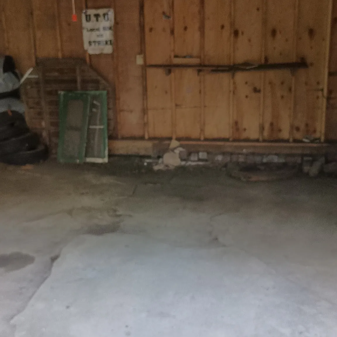 6 bed, 1944 sqft, $1,450 — Photo 2