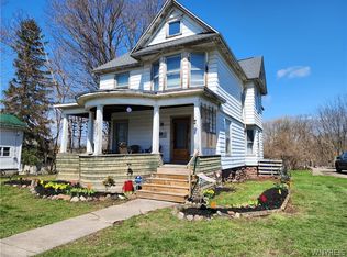 21 Maple Ave, Lyndonville, NY