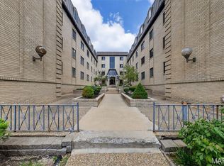 4355 Maryland Ave APT 130, Saint Louis, MO