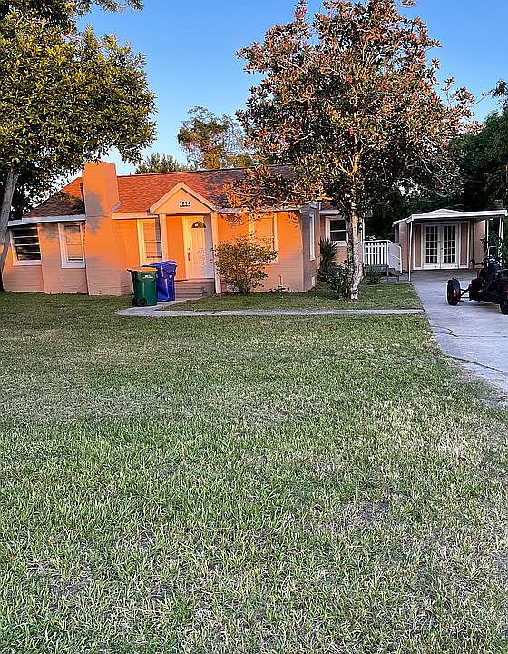 1st image of 1214 Dora Ave