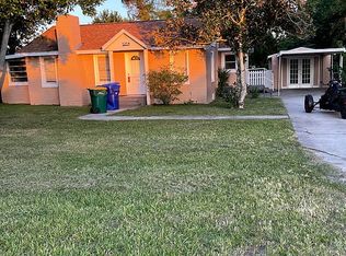1214 Dora Ave, Tavares, FL 32778