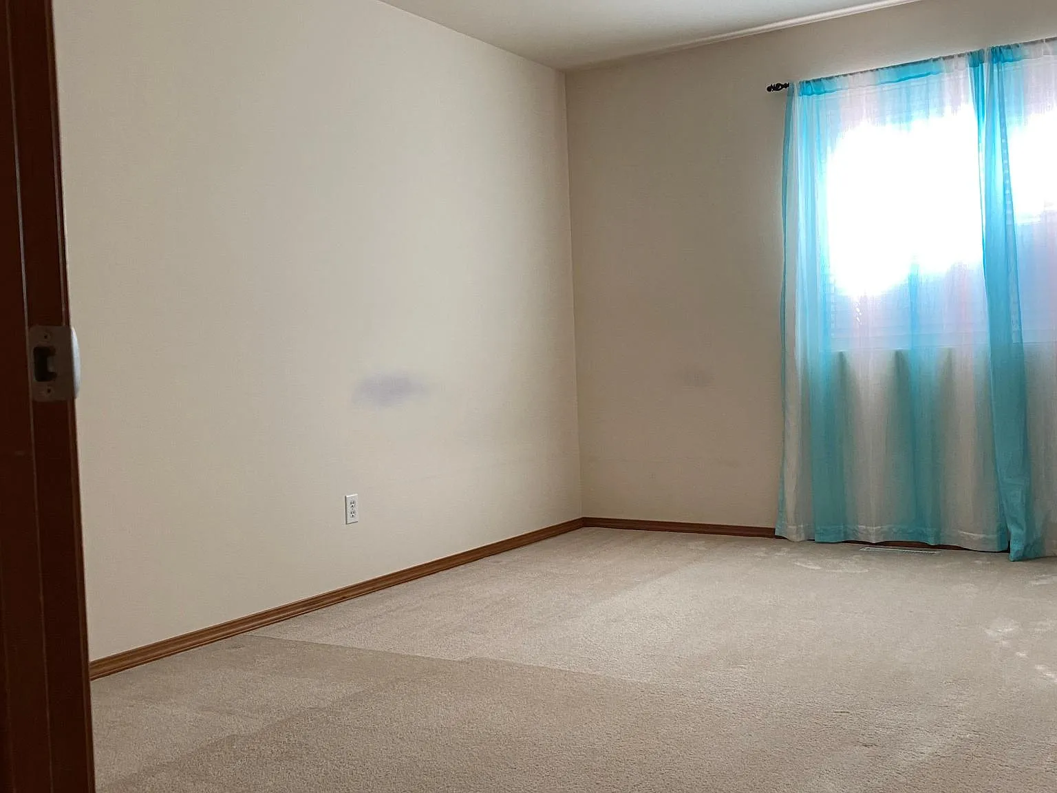 4729 Okanogan Dr SE — Photo 2