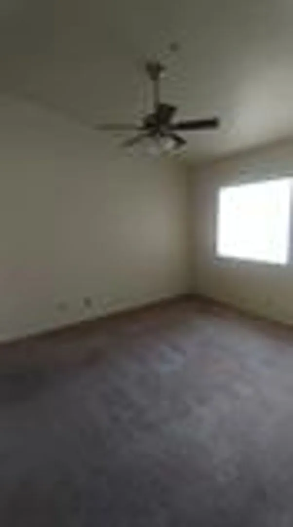 55+ Community- 2 bedroom 2.5 bath townhome — Photo 2