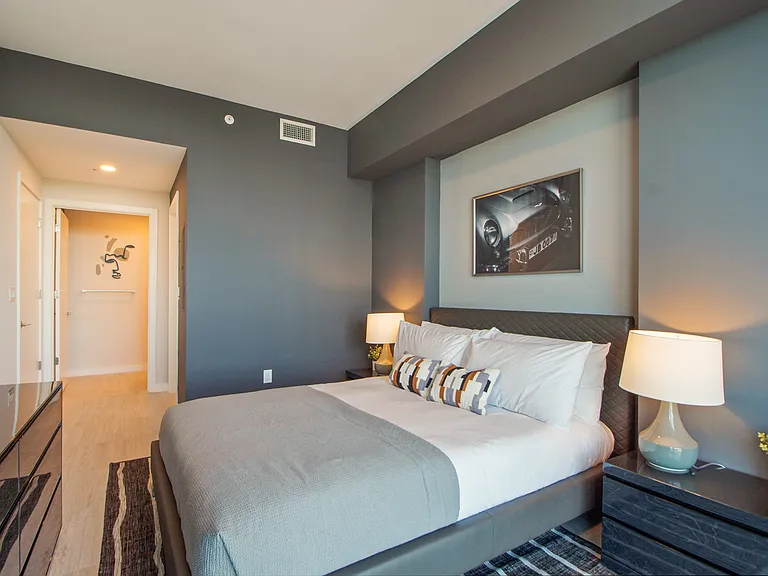 3900 Biscayne Blvd #811 — Photo 8