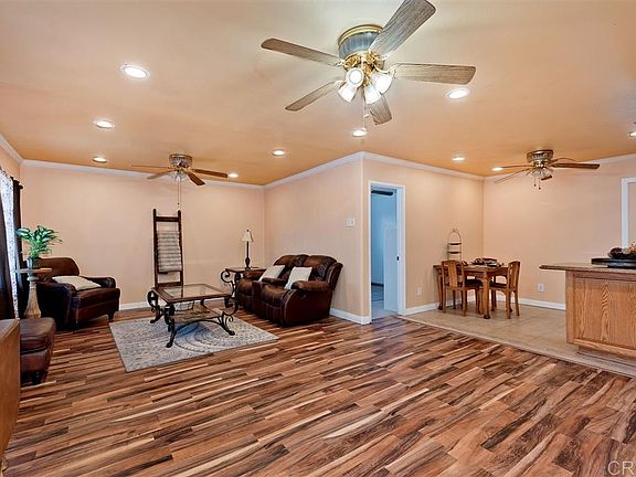 3rd image of 853 Bonsall St