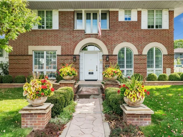 300 Dahlia Street, Denver, CO 80220