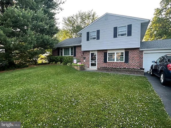 94 Gibson Ave, Warminster, PA 18974