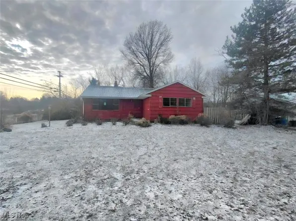 14849 Whitney Rd, Strongsville, OH 44136