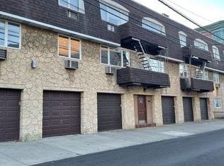 533 Madison St #3A, Hoboken, NJ 07030
