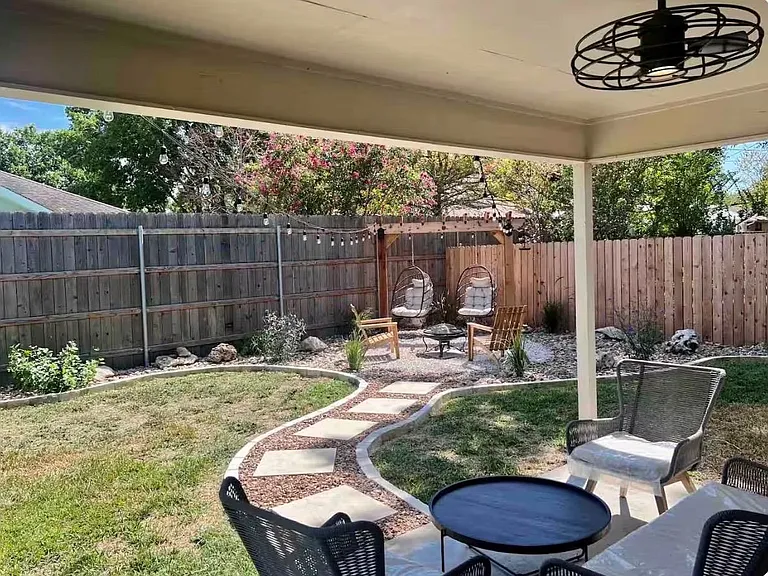 919 Hideaway Cir — Photo 19