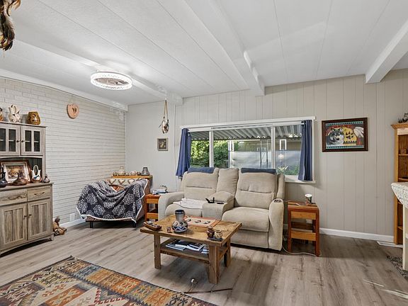 5th image of 106 Wilderness Rd