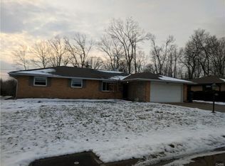 6237 Rosecrest Dr, Dayton, OH 45414