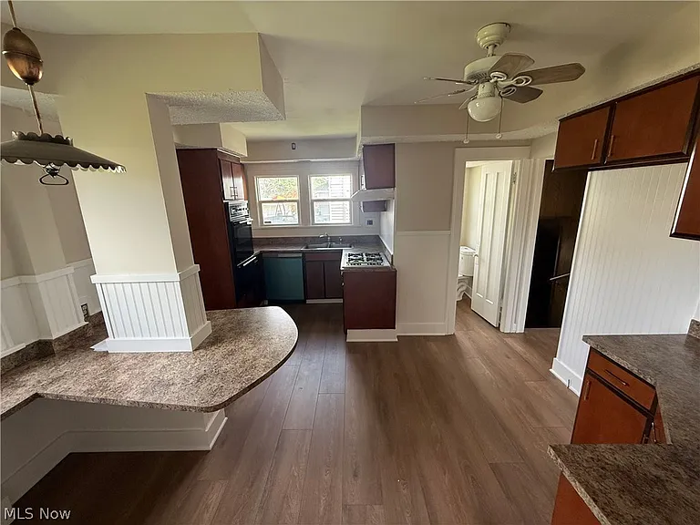 3012 Albion Rd — Photo 12