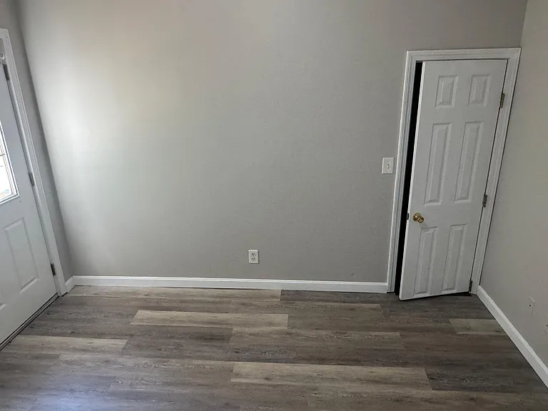 240 S Main St #1 — Photo 11