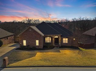 14025 Overcreek Pass, Little Rock, AR 72211