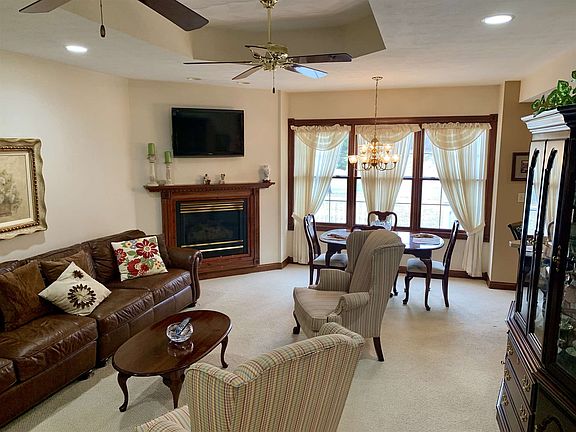 5th image of 105 Lakeview Dr