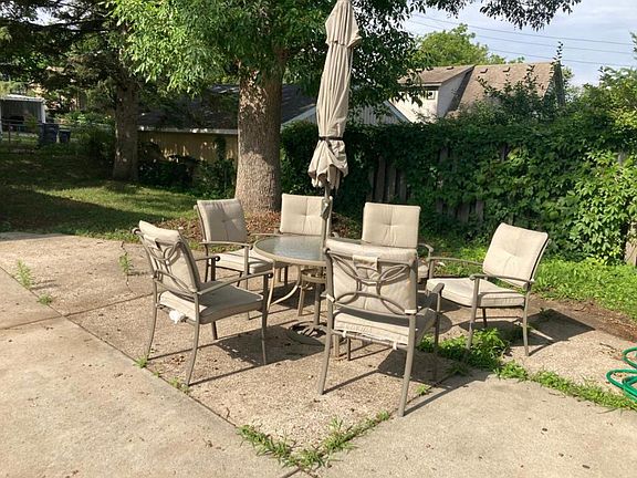 5th image of 2232 6th St E