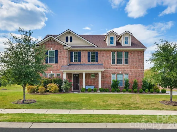 8315 Breton Way, Harrisburg, NC 28075