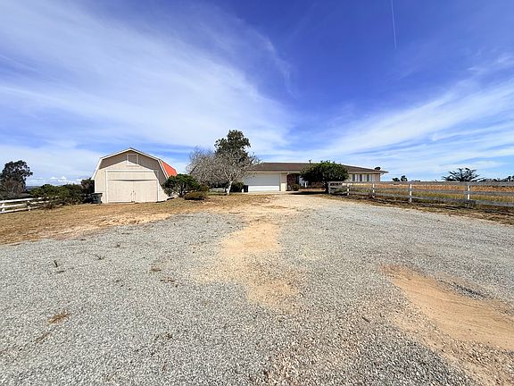 3rd image of 575 Aloma Way