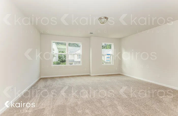 132 Tybo Dr — Photo 2