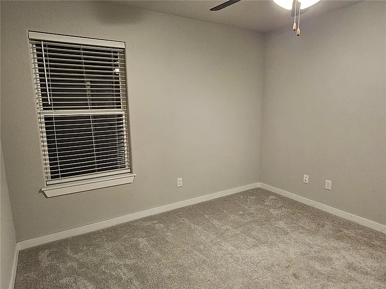 441 Coconut Ln — Photo 6