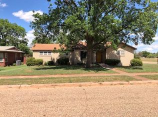 116 Barb St, Roby, TX 79543