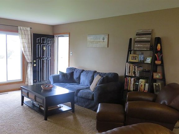 3rd image of 2178 E Eichel Ave