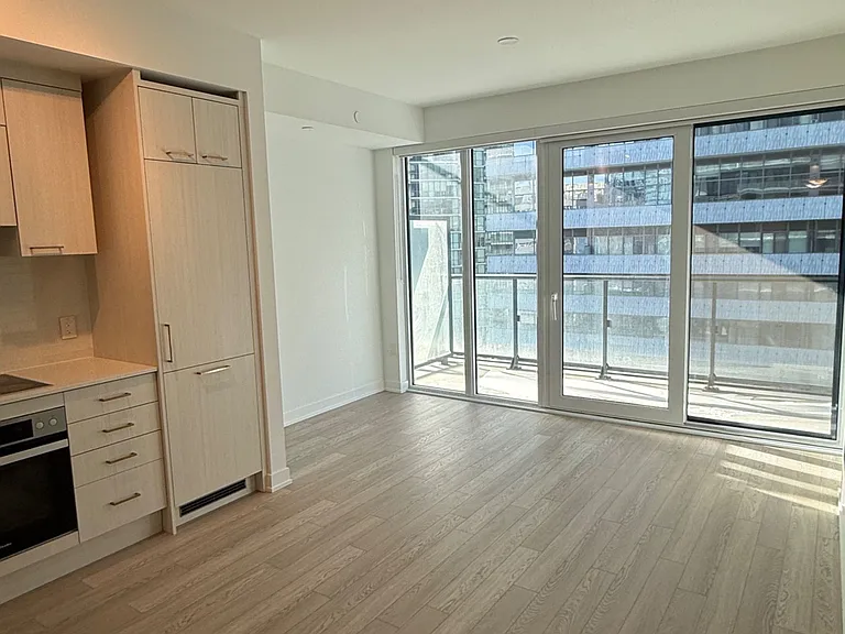 634 Church St #1001 — Photo 14