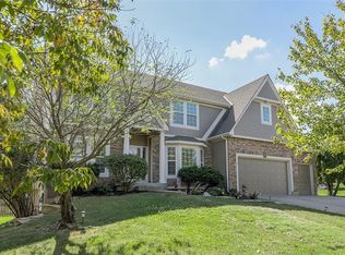 8613 Baska Ct, Lenexa, KS 66219