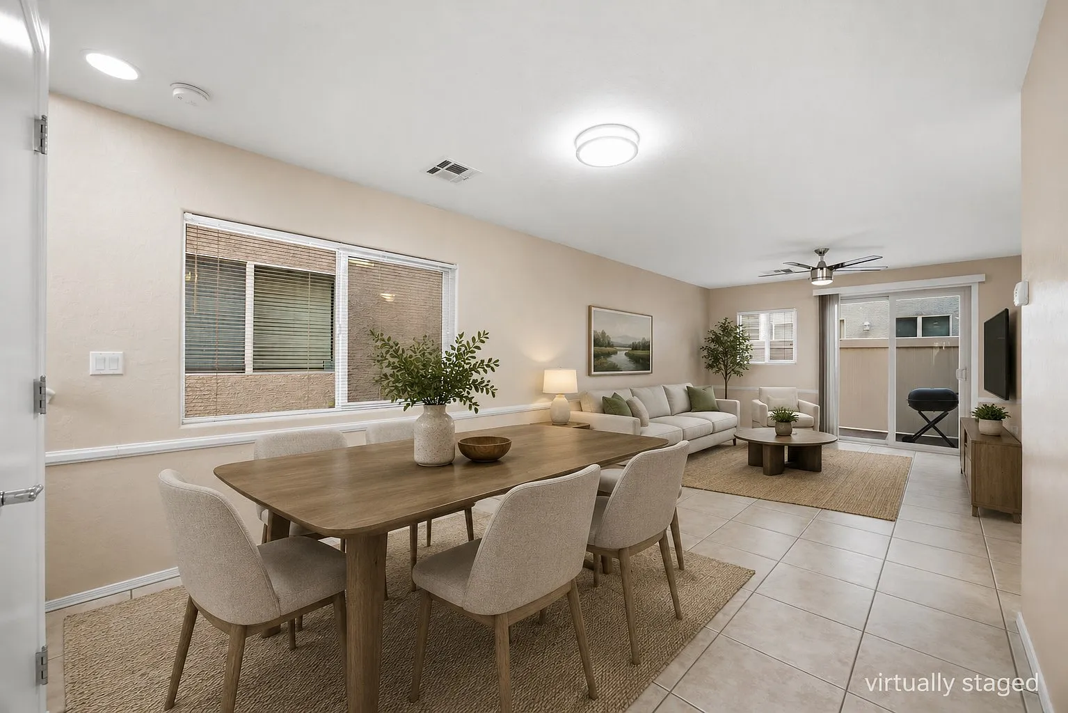 3 bed, 1374 sqft, $1,735 — Photo 3