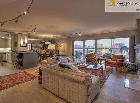 3rd image of 310 W 49th St APT 707