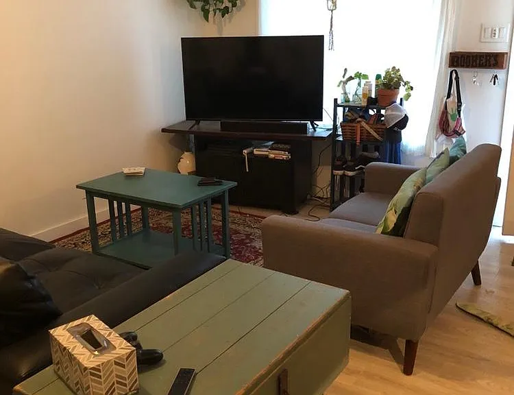1435 Marion Cir #1 — Photo 3