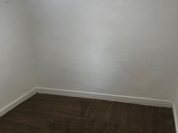 2nd image of 1121-1123 University Ave #B2