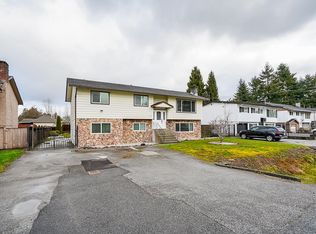 14145 101st Ave, Surrey, BC V3T 1L7