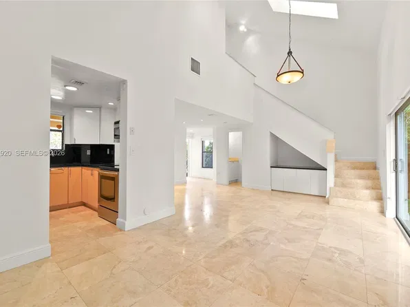3062 Shipping Ave #3062, Miami, FL 33133