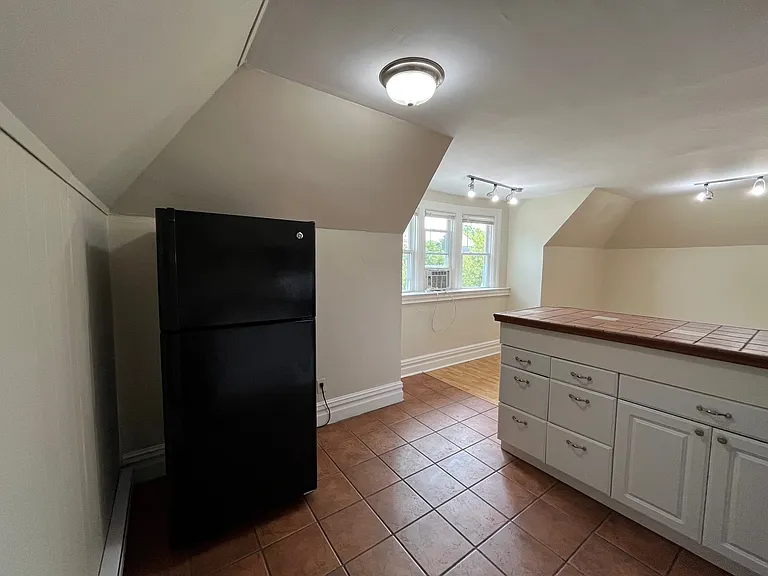 620 Summerlea St #3 — Photo 6